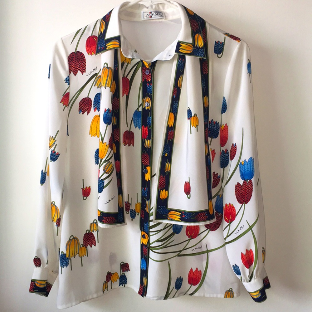 *SOLD *Yukali tulip button-up sheer blouse